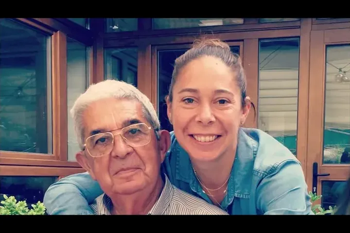 Raquel Hermida: «El libro fue un trabajo muy bonito por hacerlo con mi padre»